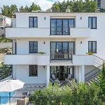 Tatil Evi Beautiful In Podstrana
